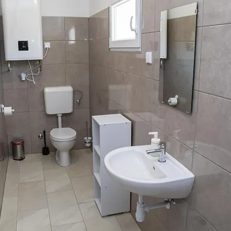 Apartment Fueloep A Golya Vizitabor A Bodrog Folyon *